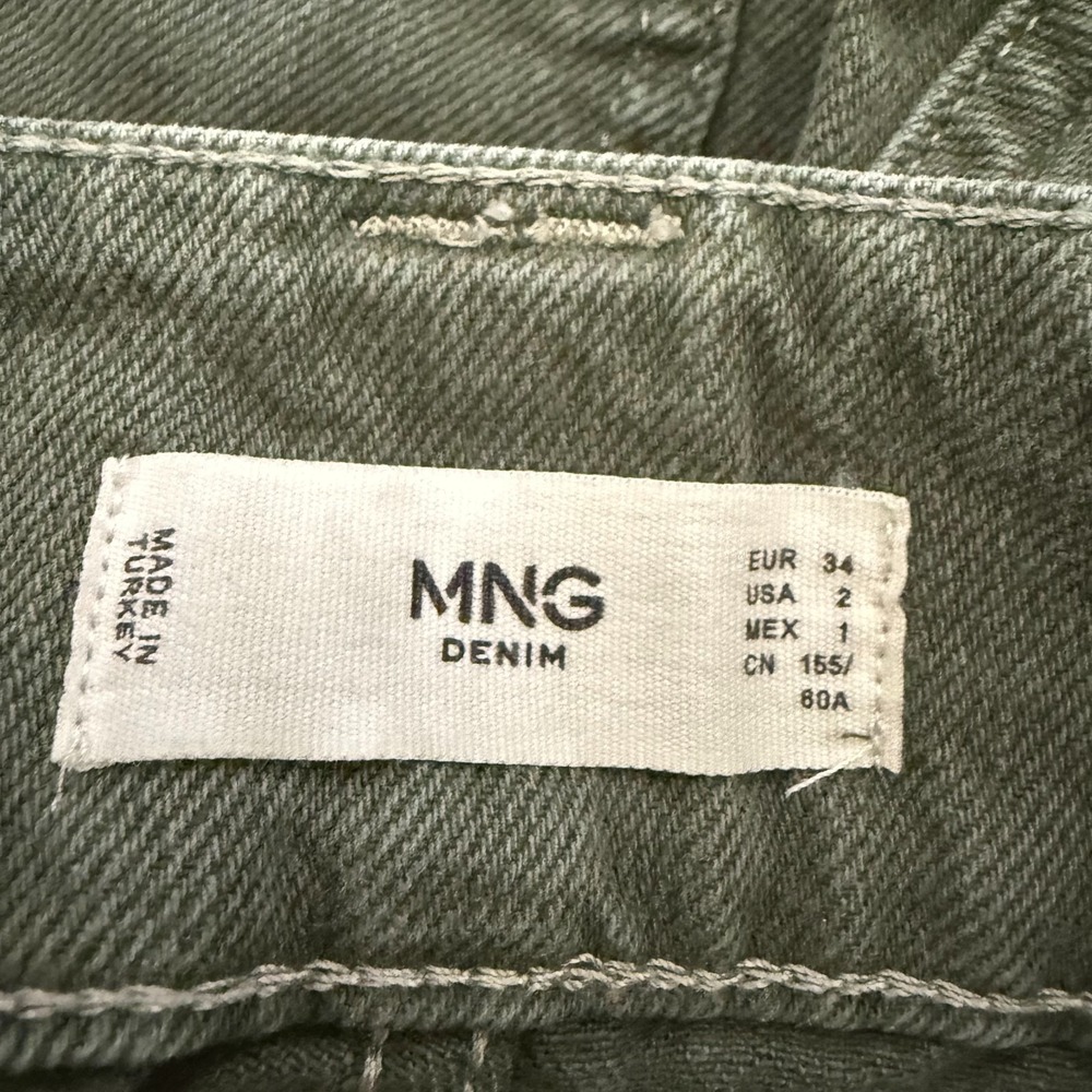MNG Denim Jeans Women's Size 2 Green Chop Pockets Mid-Rise Straight Classic - Picture 7 of 14